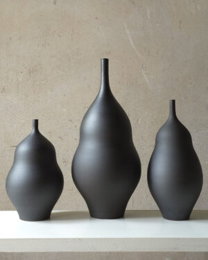 Trio Unikas Black #206 – Edición Escultórica