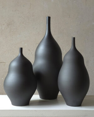 Trio Unikas Black #206 – Edición Escultórica