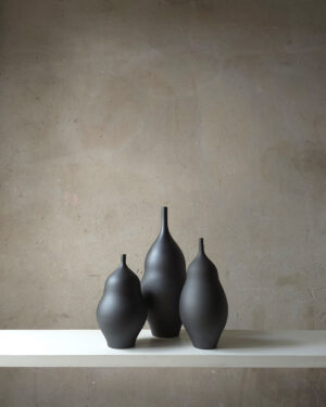 Trio Unikas Black #206 – Edición Escultórica