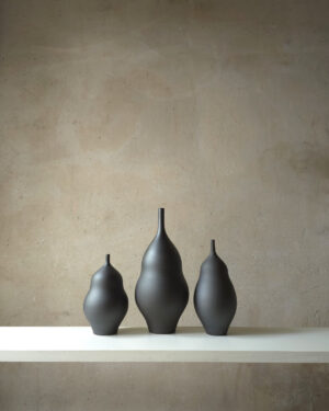 Trio Unikas Black #206 – Edición Escultórica