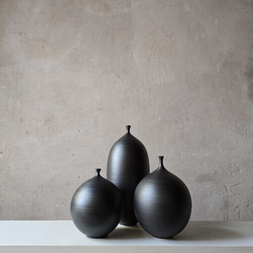 Unikas Black #208 – Composición Escultórica