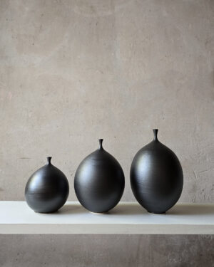 210-3 Unikas Black #210