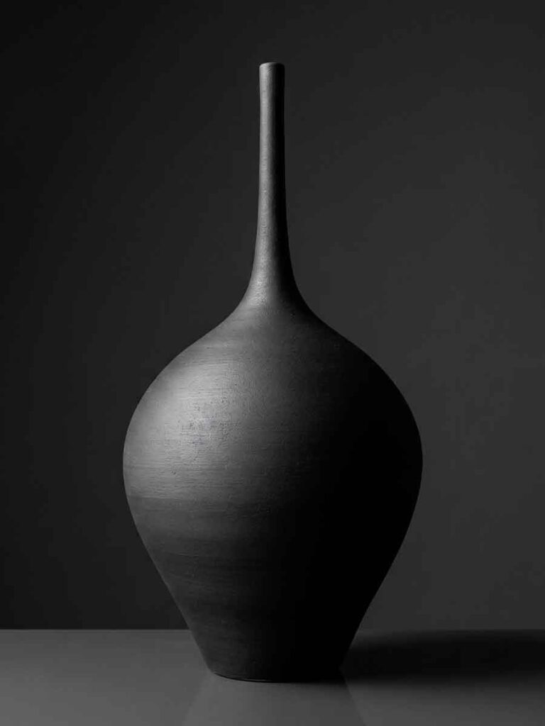 Jarrón decorativo negro cerámica de autor gres — pieza única colección Black